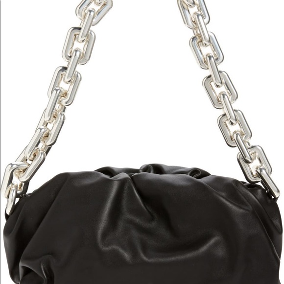 Bottega Veneta The Chain Pouch Leather Shoulder Bag - Picture 1 of 12